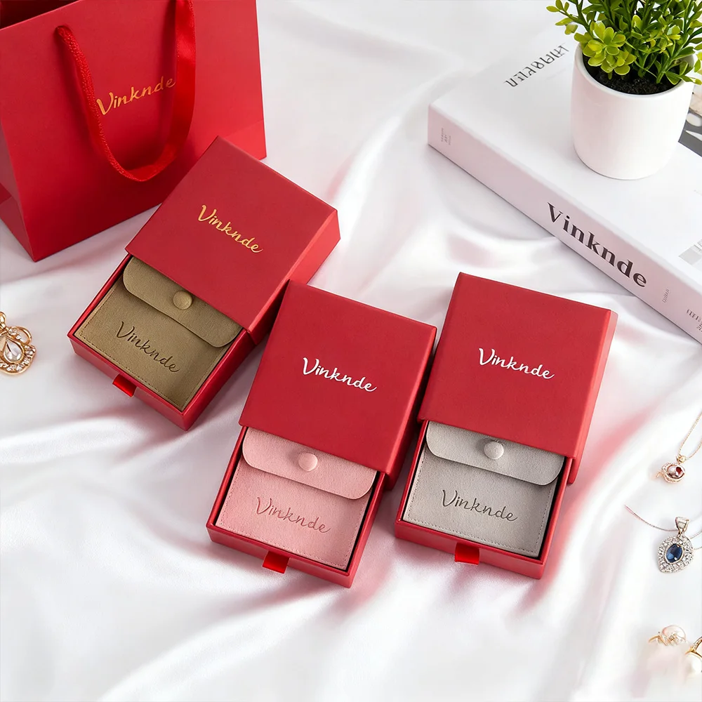 Hot Sale 7x7x1.7 cm Red Sliding Drawer Paper Jewelry Box Elegant Display for Earrings Necklace Jewellry Packaging Snap Bag Pouch
Hot Sale 7x7x1.7 cm Red Sliding Drawer Paper Jewelry Box Elegant Display for Earrings Necklace Jewellry Packaging Snap Bag Pouch