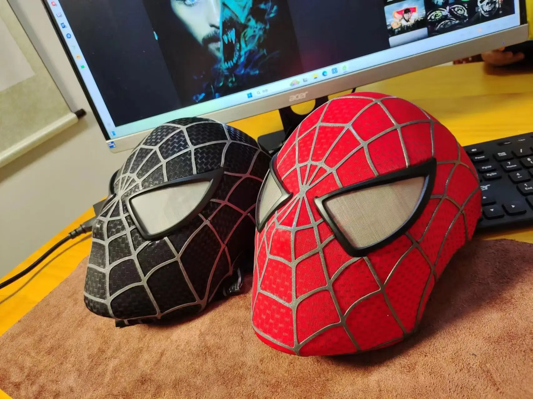 The Amazing Spider-Man 2 Mask Andrew Garfield Peter Parker 1:1 Movie Accurate Handmade Cosplay Prop
The Amazing Spider-Man 2 Mask Andrew Garfield Peter Parker 1:1 Movie Accurate Handmade Cosplay Prop