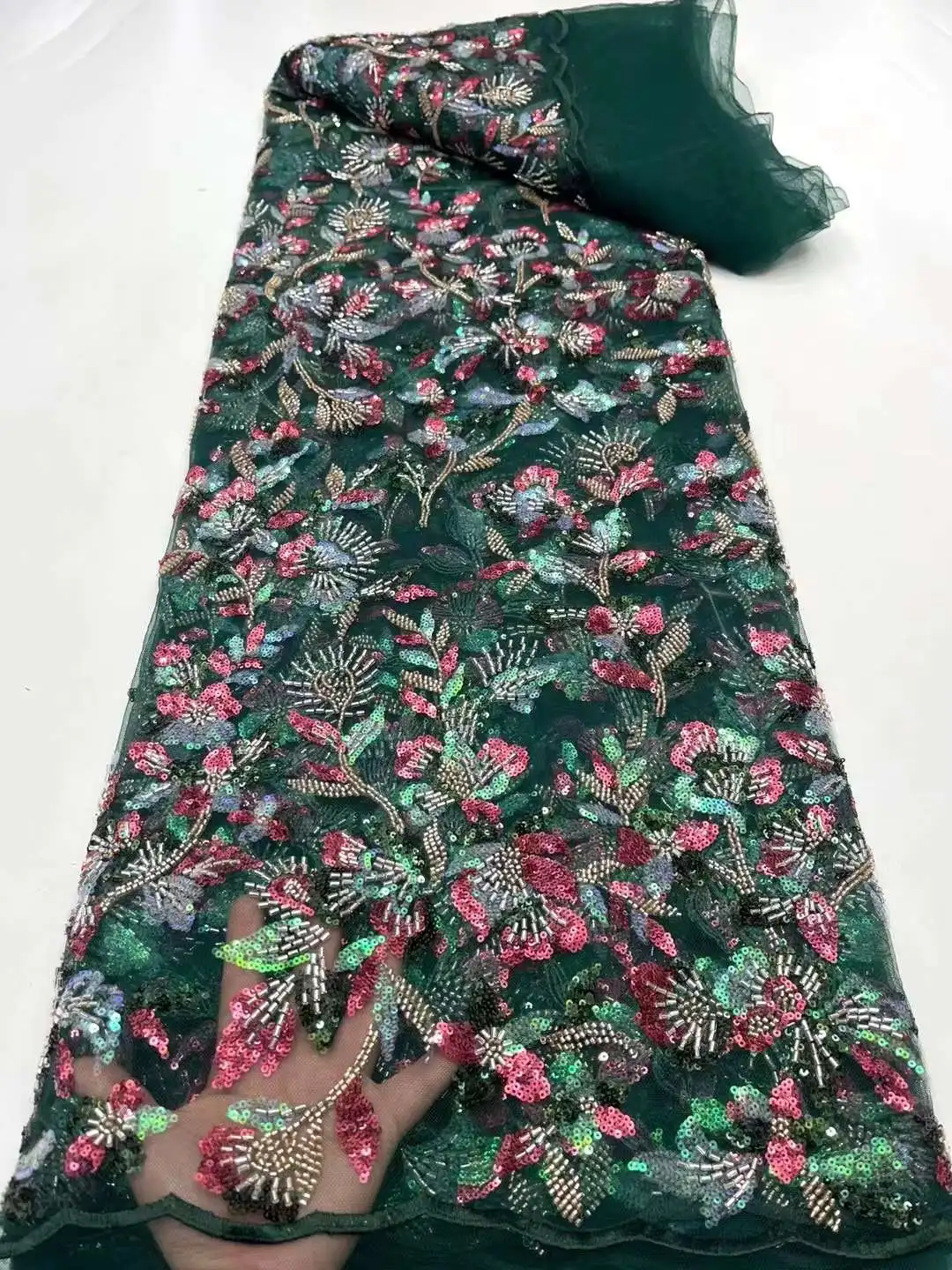 Exquisite Beaded Design Fabric Colorful Sequins Bead Embroidery French Mesh Yarn Lace African Fabric For Evening Dresses Wedding
Exquisite Beaded Design Fabric Colorful Sequins Bead Embroidery French Mesh Yarn Lace African Fabric For Evening Dresses Wedding