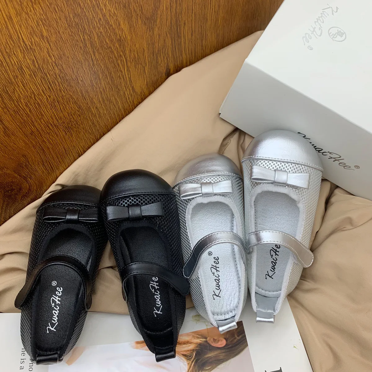 Kids'Casual Shoes Solid Color PU Leather Fashion Spring Flat Shoes For Children Anti-slip Black Sliver Shoes Size 23-37
Kids'Casual Shoes Solid Color PU Leather Fashion Spring Flat Shoes For Children Anti-slip Black Sliver Shoes Size 23-37