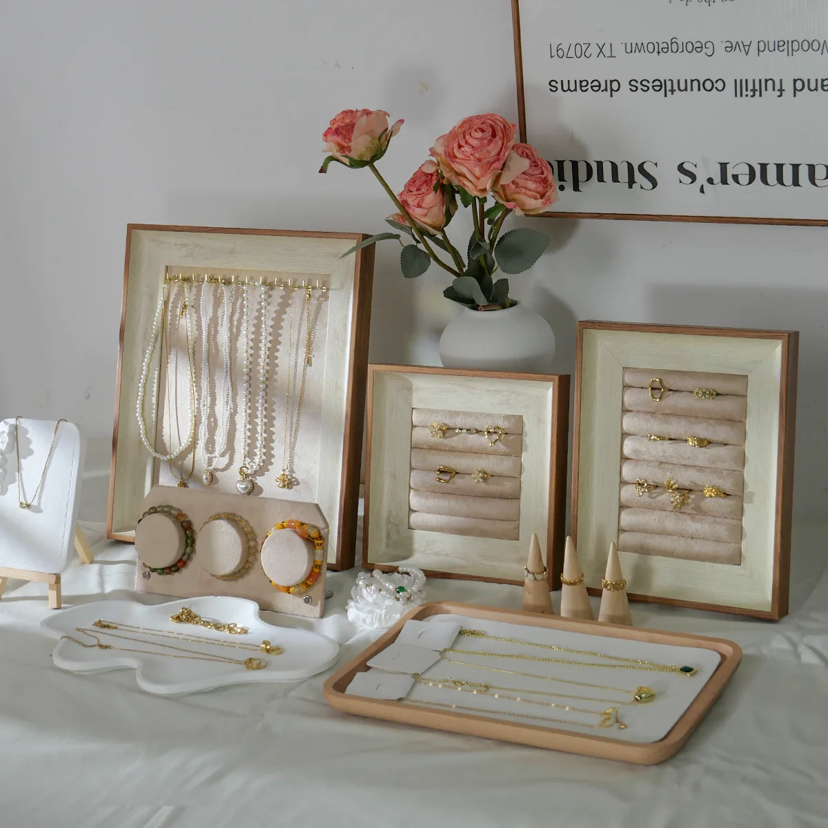 Jewelry Display Stand for Bracelet Necklace Ring Organizer Shop Counter Tray Photography Prop Decor Display Rack
Jewelry Display Stand for Bracelet Necklace Ring Organizer Shop Counter Tray Photography Prop Decor Display Rack