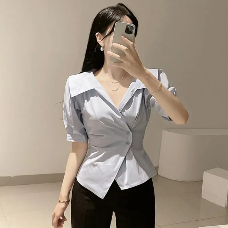 Korean Chic Summer French Temperament Lapel Irregular Slant Buckle Waist Slimming Solid Color Chiffon Shirt
Korean Chic Summer French Temperament Lapel Irregular Slant Buckle Waist Slimming Solid Color Chiffon Shirt