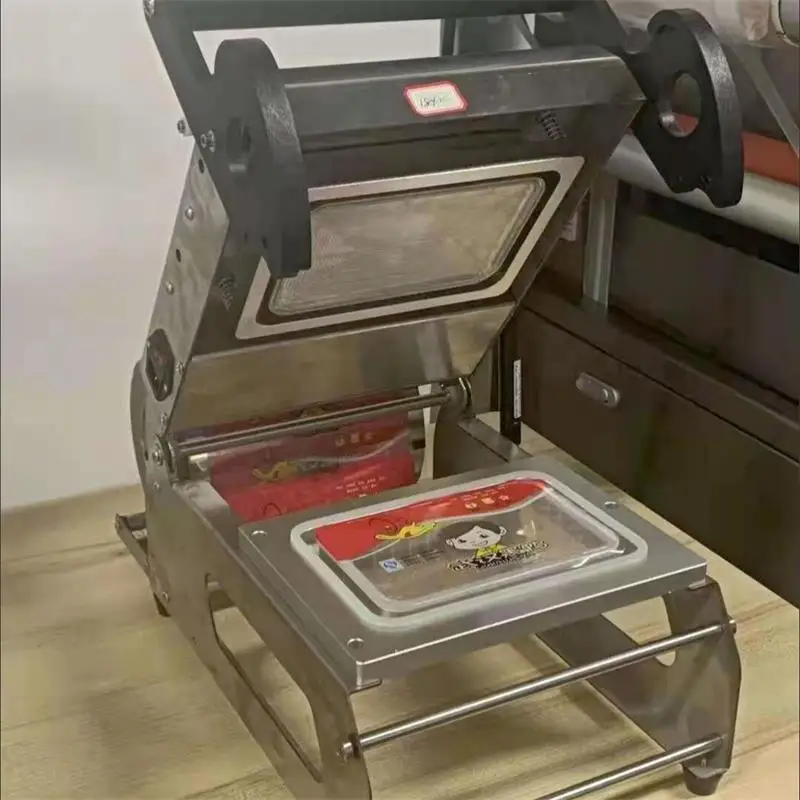 Ручной запайщик лотков для упаковки пищевых контейнеров и ланч-боксов
Ручной запайщик лотков для упаковки пищевых контейнеров и ланч-боксов