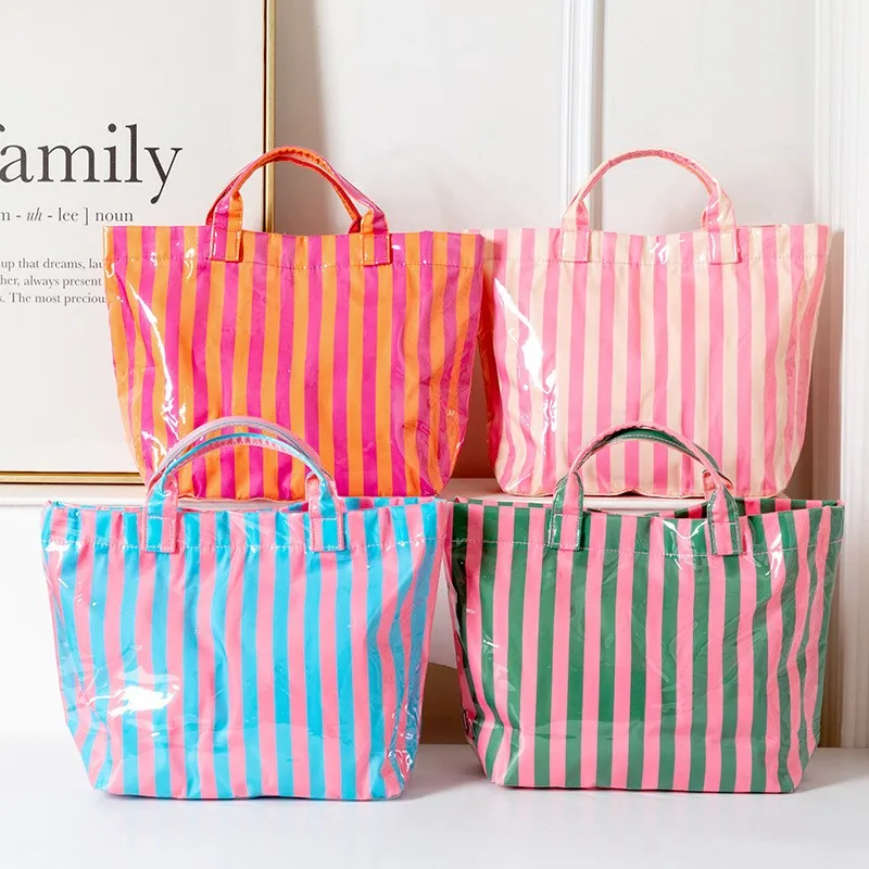Stylish Striped Pvc Tote Bag Large-capacity Handbag Lightweight Portable Travel Shoulder Bag Casual Waterproof Shopping Bag
Stylish Striped Pvc Tote Bag Large-capacity Handbag Lightweight Portable Travel Shoulder Bag Casual Waterproof Shopping Bag