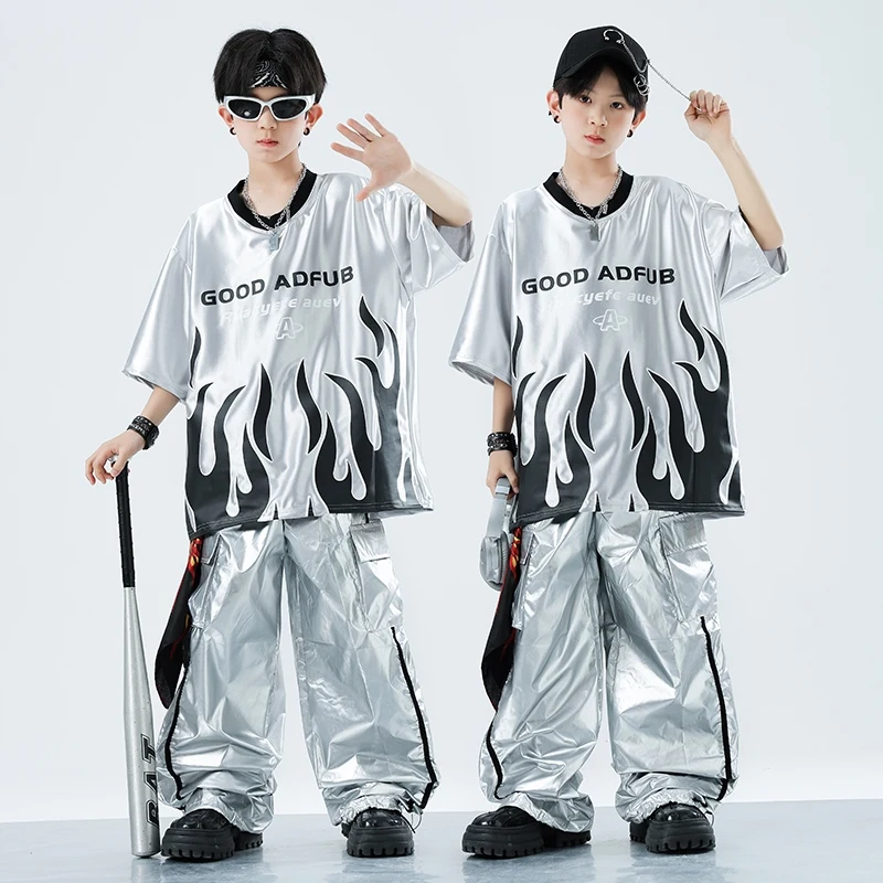 Boys Loose Suit Hip Hop Jazz Dance Costumes Leather Silver Top Cargo Pants Suit Practice Street Dance Wear Clothing DQL10729
Boys Loose Suit Hip Hop Jazz Dance Costumes Leather Silver Top Cargo Pants Suit Practice Street Dance Wear Clothing DQL10729