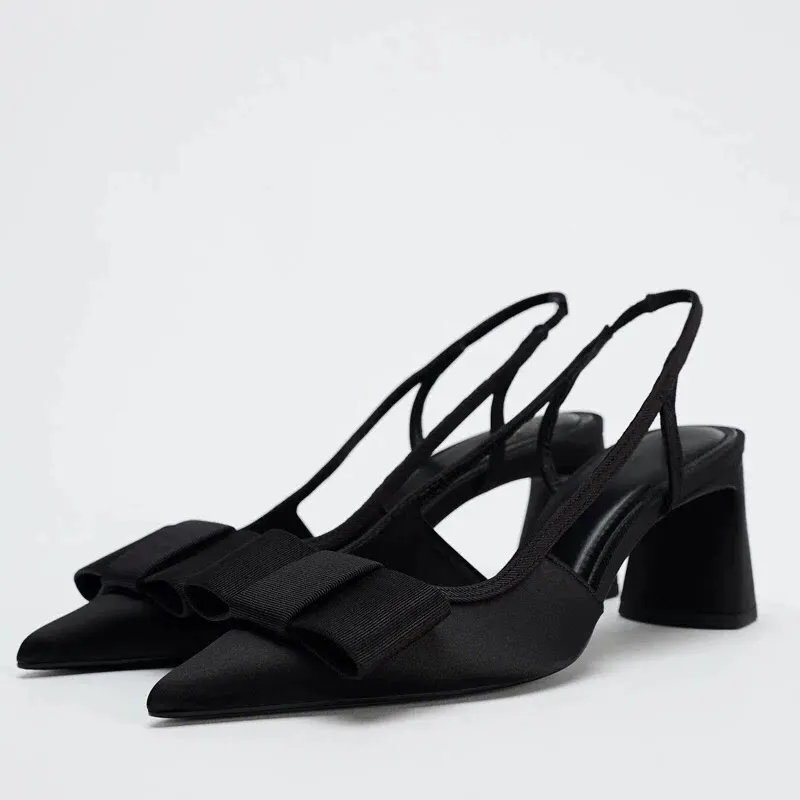 Fashion Temperament Bow Decoration Pinted-toe High Heels Simple Versatile Back Strap Low-cut Solid Color Thick High-heeled Shoes
Fashion Temperament Bow Decoration Pinted-toe High Heels Simple Versatile Back Strap Low-cut Solid Color Thick High-heeled Shoes