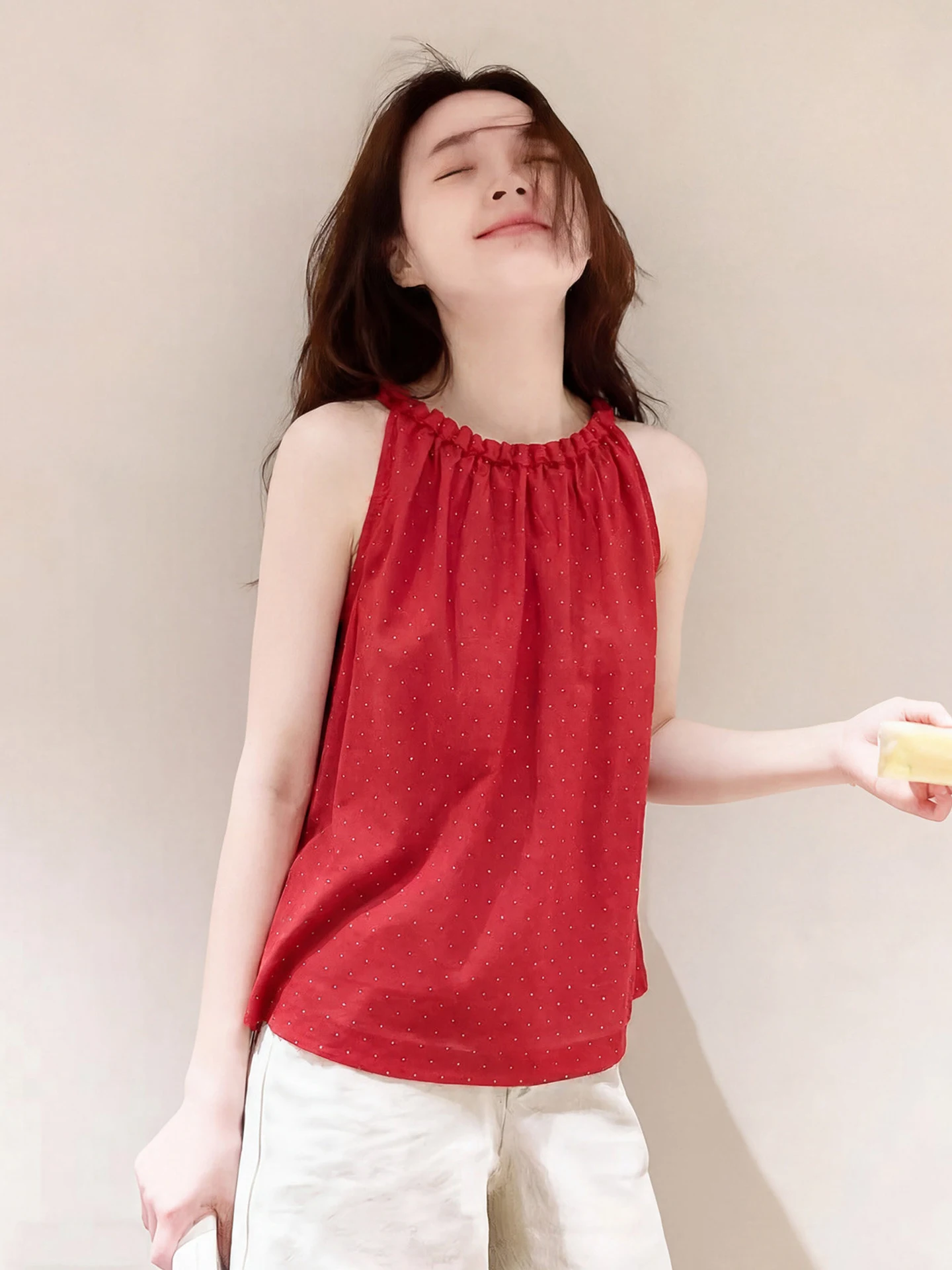 Korean Style Chic Polka Dot Vest Loose Casual Sleeveless Top Women's Summer Fashion Design Sense Silk round Neck Shirt
Korean Style Chic Polka Dot Vest Loose Casual Sleeveless Top Women's Summer Fashion Design Sense Silk round Neck Shirt