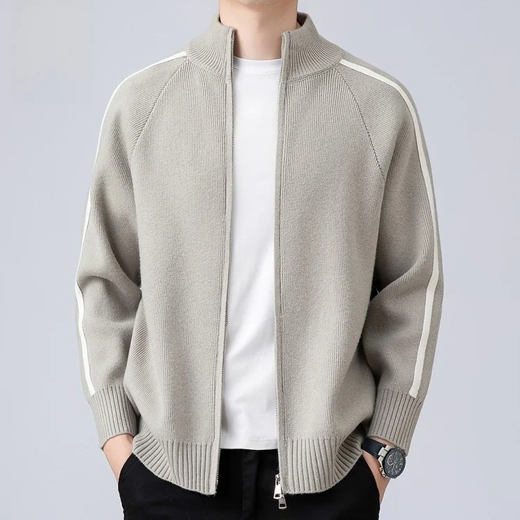 Мужской вязаный свитер на молнии с высоким воротником, осенне-зимний, деловой повседневный, с цветными вставками на плечах, воротник-стойка
Мужской вязаный свитер на молнии с высоким воротником, осенне-зимний, деловой повседневный, с цветными вставками на плечах, воротник-стойка