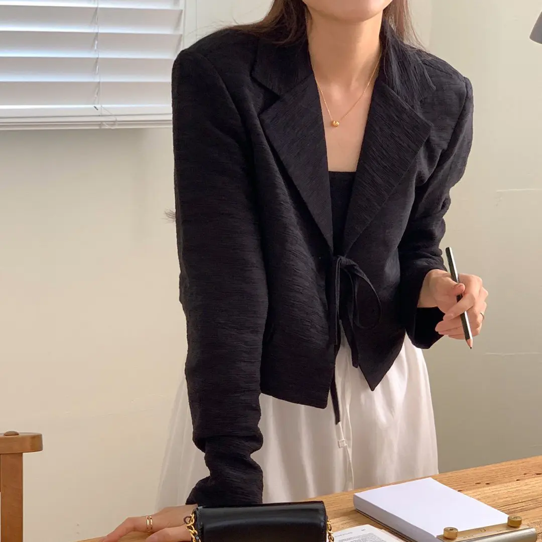 Gentle Women's ort Coat with Bow Tie Long Sve Suit Collar Knot Waist Belt Sli Ele Faion Dongda Gate
Gentle Women's ort Coat with Bow Tie Long Sve Suit Collar Knot Waist Belt Sli Ele Faion Dongda Gate