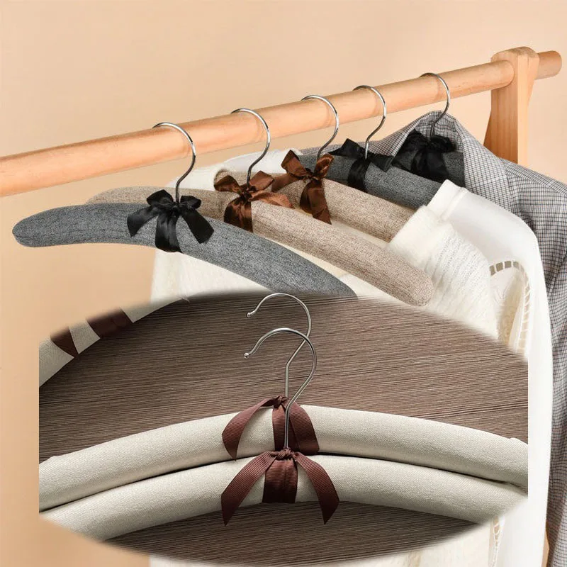 5PCS Thickened Sponge Canvas Wrapped Hanger, Non-slip Fabric Clothes Hanger, Garment Support for Wedding Dress Household Storage
5PCS Thickened Sponge Canvas Wrapped Hanger, Non-slip Fabric Clothes Hanger, Garment Support for Wedding Dress Household Storage