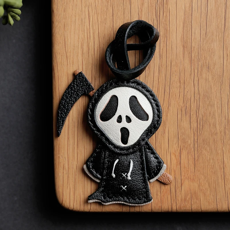 Halloween Grim Reaper Bag Pendant, Pure Handmade Genuine Leather Keychain, French Sheepskin Bag Pendant Phone Pendant Bag.
Halloween Grim Reaper Bag Pendant, Pure Handmade Genuine Leather Keychain, French Sheepskin Bag Pendant Phone Pendant Bag.