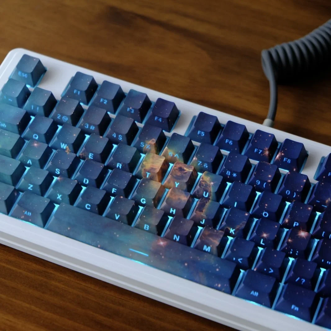 Carina Nebula Keycap Side Engraved Light Original Factory Height Starry Universe PBT 61 68 75 87 98 108
Carina Nebula Keycap Side Engraved Light Original Factory Height Starry Universe PBT 61 68 75 87 98 108