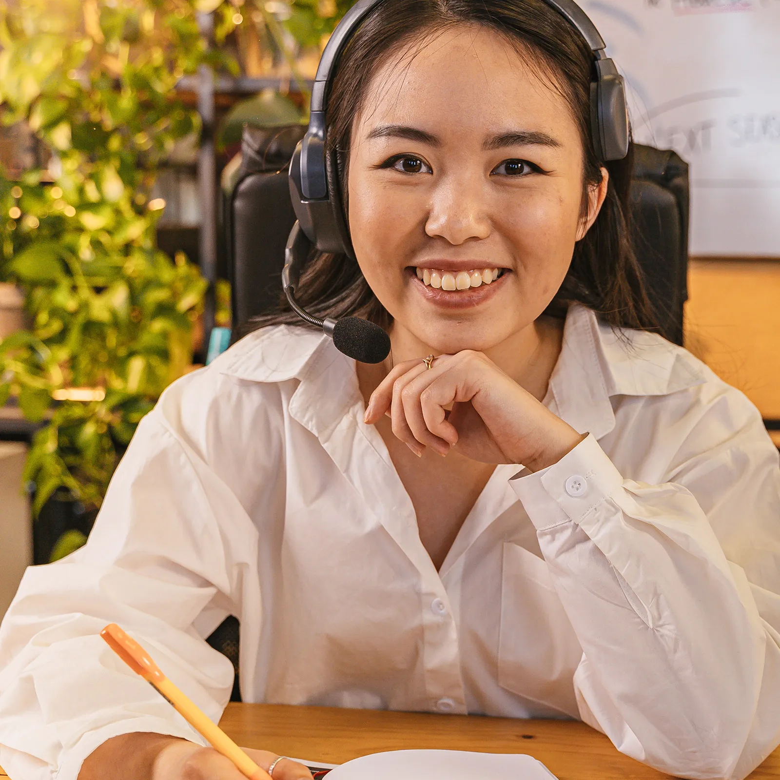 2Pcs Sponge Microphone Windscreen Covers Lapel Mic Cover for Meetings Speeches Teaching Live Performances Lapel Mic Windscreen
2Pcs Sponge Microphone Windscreen Covers Lapel Mic Cover for Meetings Speeches Teaching Live Performances Lapel Mic Windscreen