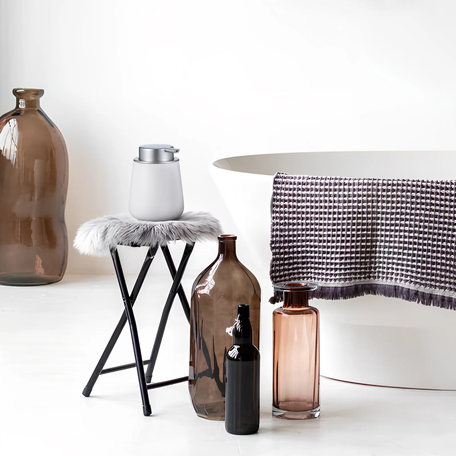 Empty Refillable Pump Bottle Large Opening Leak-Proof Soap Dispenser Hand Soap Bathroom Shower Gel Shampoo Conditioner Dispenser
Empty Refillable Pump Bottle Large Opening Leak-Proof Soap Dispenser Hand Soap Bathroom Shower Gel Shampoo Conditioner Dispenser