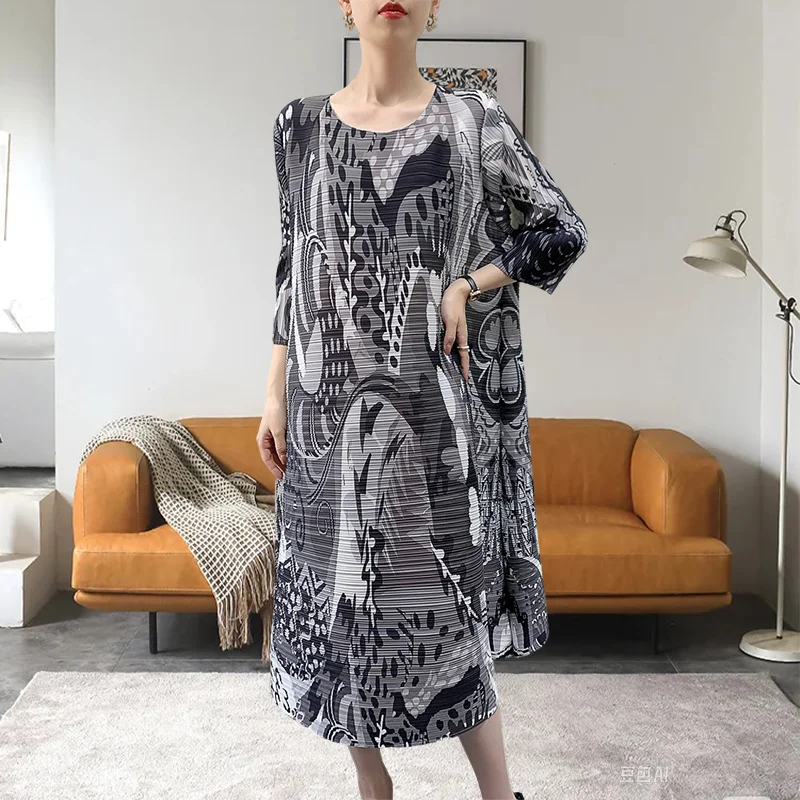 Miyake Pleated 2025 Spring Summer Dresses Women's Print Pleated Dresses Mid-length Casual Loose Plus Size Long Dresses Fashion
Miyake Pleated 2025 Spring Summer Dresses Women's Print Pleated Dresses Mid-length Casual Loose Plus Size Long Dresses Fashion