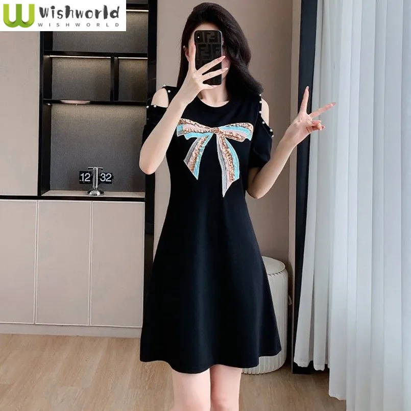 Summer New Off Shoulder Short Sleeve A-line Knitted Ice Silk Skirt for Women with a Stylish Waist and Slimming Appearance Dress
Summer New Off Shoulder Short Sleeve A-line Knitted Ice Silk Skirt for Women with a Stylish Waist and Slimming Appearance Dress