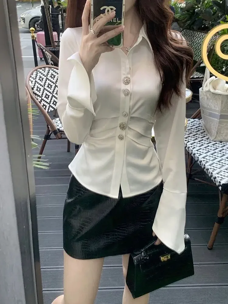 Chic Y2k White Shirt Long Sleeve Pleated Slim Irregular Shirt Streetwear Tops Button Harajuku T-shirt Design Outerwear Blouse
Chic Y2k White Shirt Long Sleeve Pleated Slim Irregular Shirt Streetwear Tops Button Harajuku T-shirt Design Outerwear Blouse