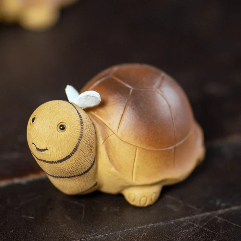 Yixing Purple Sand Tea Pet Turtle Shell Turtle Bee Cover Tea Table Small Ornaments Sculpture Tea Pet Yixing
Yixing Purple Sand Tea Pet Turtle Shell Turtle Bee Cover Tea Table Small Ornaments Sculpture Tea Pet Yixing