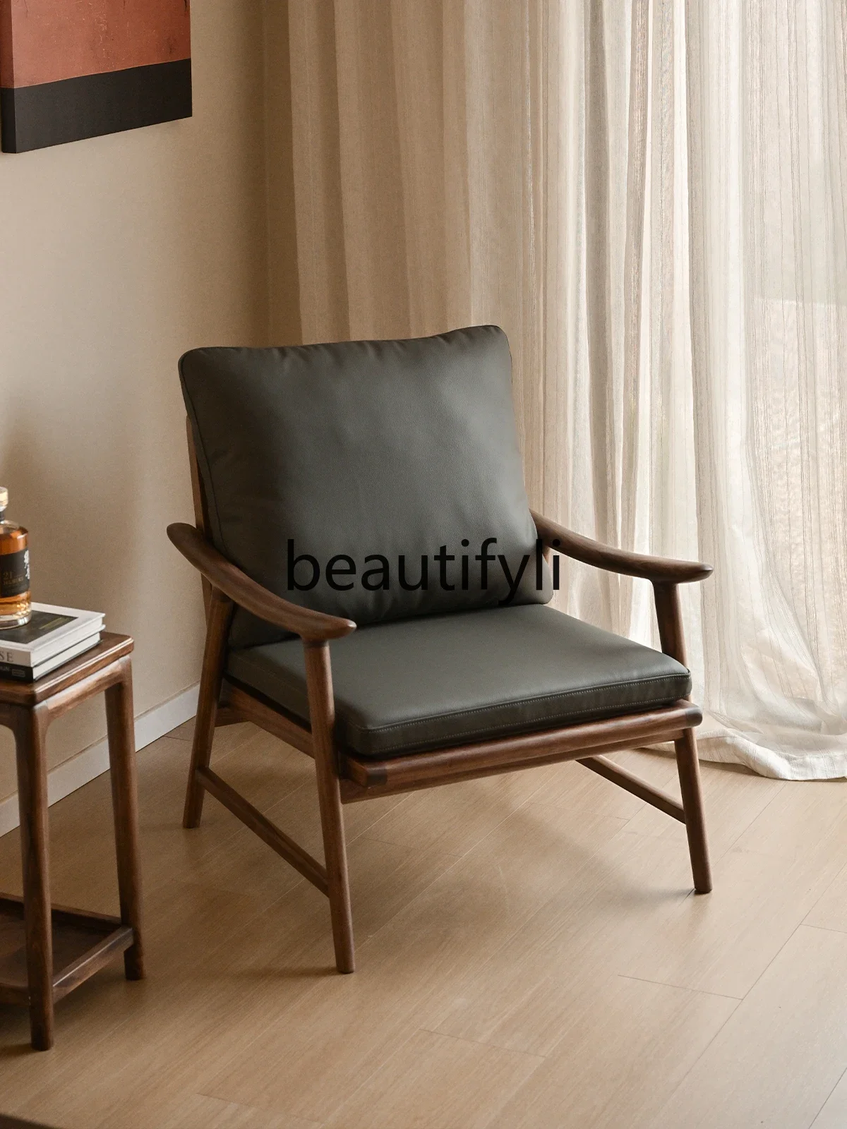 North American black walnut solid wood single sofa chair, leather armchair Nordic small apartment living room leisure chair9344
North American black walnut solid wood single sofa chair, leather armchair Nordic small apartment living room leisure chair9344
