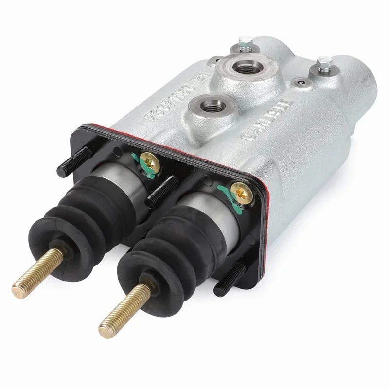 4380256M1 Brake Master Cylinder For Massey Ferguson Tractor(s) 6614 6615 6616 7615 7616 7618 7619 7620 7622 7624
4380256M1 Brake Master Cylinder For Massey Ferguson Tractor(s) 6614 6615 6616 7615 7616 7618 7619 7620 7622 7624