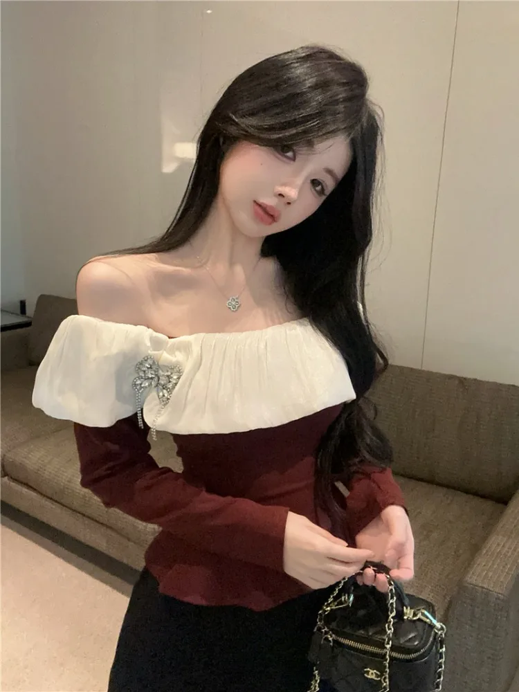 Red Long Sleeve Base Shirt Women's Spring Commute Style Korean Version One Shoulder Top Commuter Wind High End Feeling
Red Long Sleeve Base Shirt Women's Spring Commute Style Korean Version One Shoulder Top Commuter Wind High End Feeling