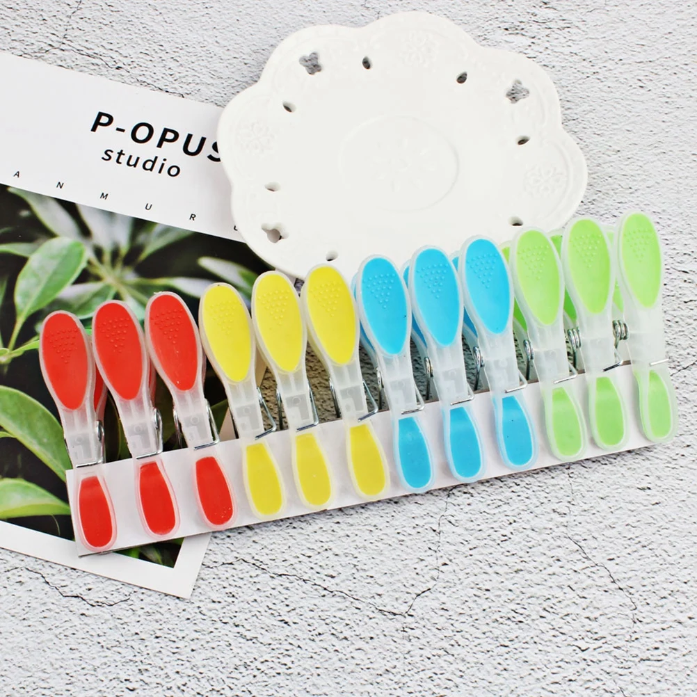 36PCS Anti-slip Sun Sock Clip Double Thickness Plastic Clothes Clips Pins for Drying Towels Quilt Windy Day Beach Chairs
36PCS Anti-slip Sun Sock Clip Double Thickness Plastic Clothes Clips Pins for Drying Towels Quilt Windy Day Beach Chairs