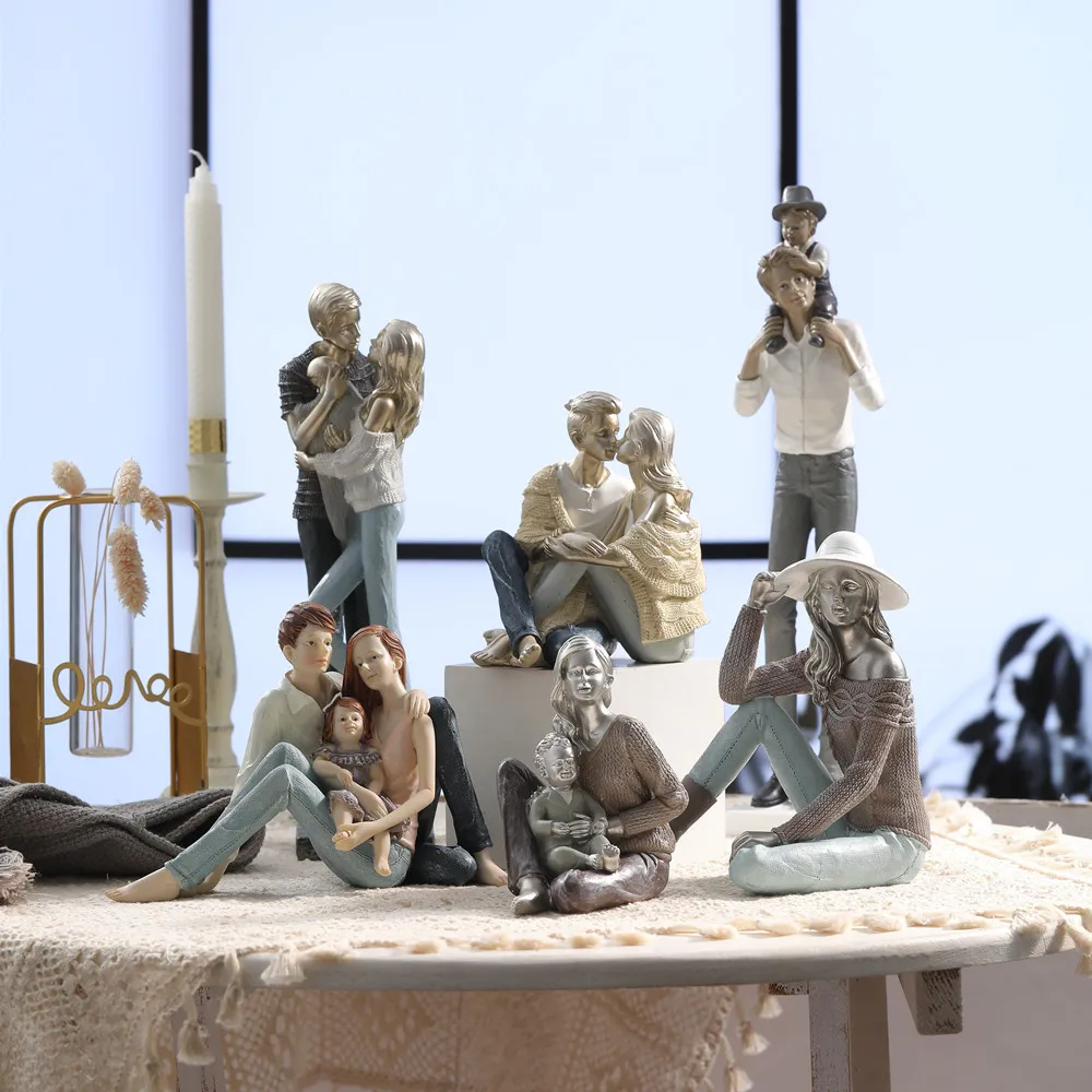 Light luxury home decoration ornaments, modern women kissing, couple's good items, family of three, new home, resin decoration,
Light luxury home decoration ornaments, modern women kissing, couple's good items, family of three, new home, resin decoration,