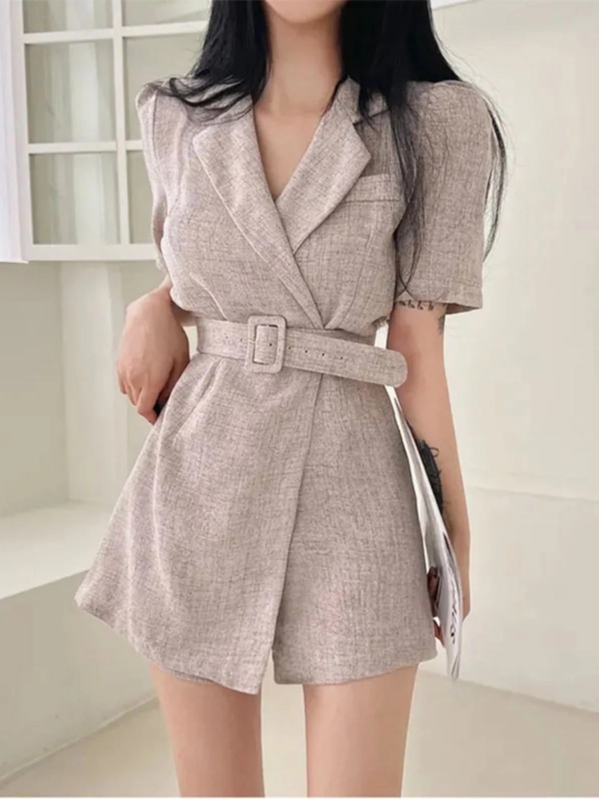 Ele Casual Suit Onesie Women's High Waist Slimming ort Sve Wide Leg Jumpsuit Faionable Summer Polyester Blend
Ele Casual Suit Onesie Women's High Waist Slimming ort Sve Wide Leg Jumpsuit Faionable Summer Polyester Blend