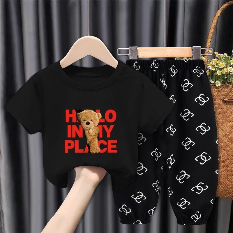 Summer boys Clothes T-shirt & trousers 2 Pieces Set Teenage Girls & Boys new style clothing Fashion Casual Top & Bottom Outfit
Summer boys Clothes T-shirt & trousers 2 Pieces Set Teenage Girls & Boys new style clothing Fashion Casual Top & Bottom Outfit