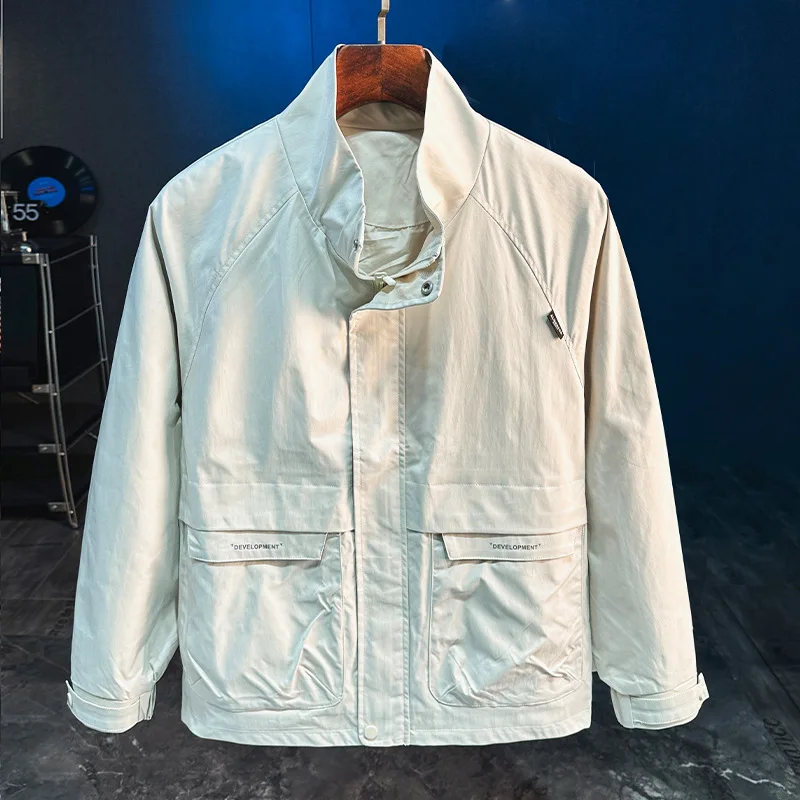 Autumn Men's Stand Collar Windproof Coat Trendy Slim-Fitting Workwear Jacket Three-Dimensional Patchwork Pocket Winter Coat
Autumn Men's Stand Collar Windproof Coat Trendy Slim-Fitting Workwear Jacket Three-Dimensional Patchwork Pocket Winter Coat