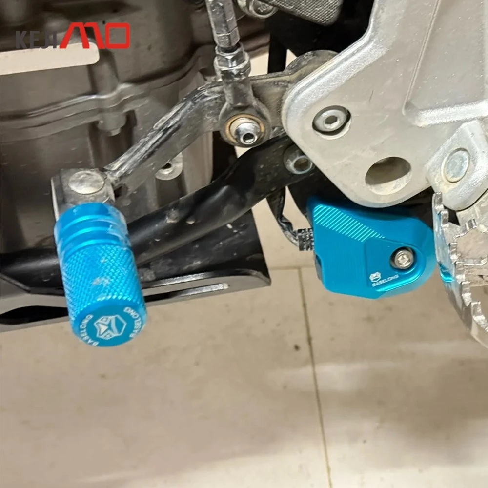 For CFMOTO 700MT 450MT 450 MT 700 MT MT450 MT700 Motorcycle Accessories Gear Shift Lever Pedal Tip Extension Brake Lever Pedal
For CFMOTO 700MT 450MT 450 MT 700 MT MT450 MT700 Motorcycle Accessories Gear Shift Lever Pedal Tip Extension Brake Lever Pedal