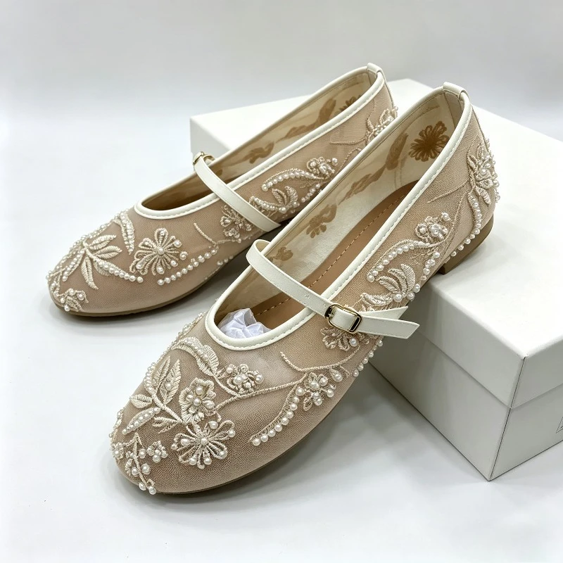 Mesh Embroidery string beads Ballet Flats Round Toe Mary Jane Shoes Women Buckle Walking Shoes Light Breathable Designer Shoes
Mesh Embroidery string beads Ballet Flats Round Toe Mary Jane Shoes Women Buckle Walking Shoes Light Breathable Designer Shoes