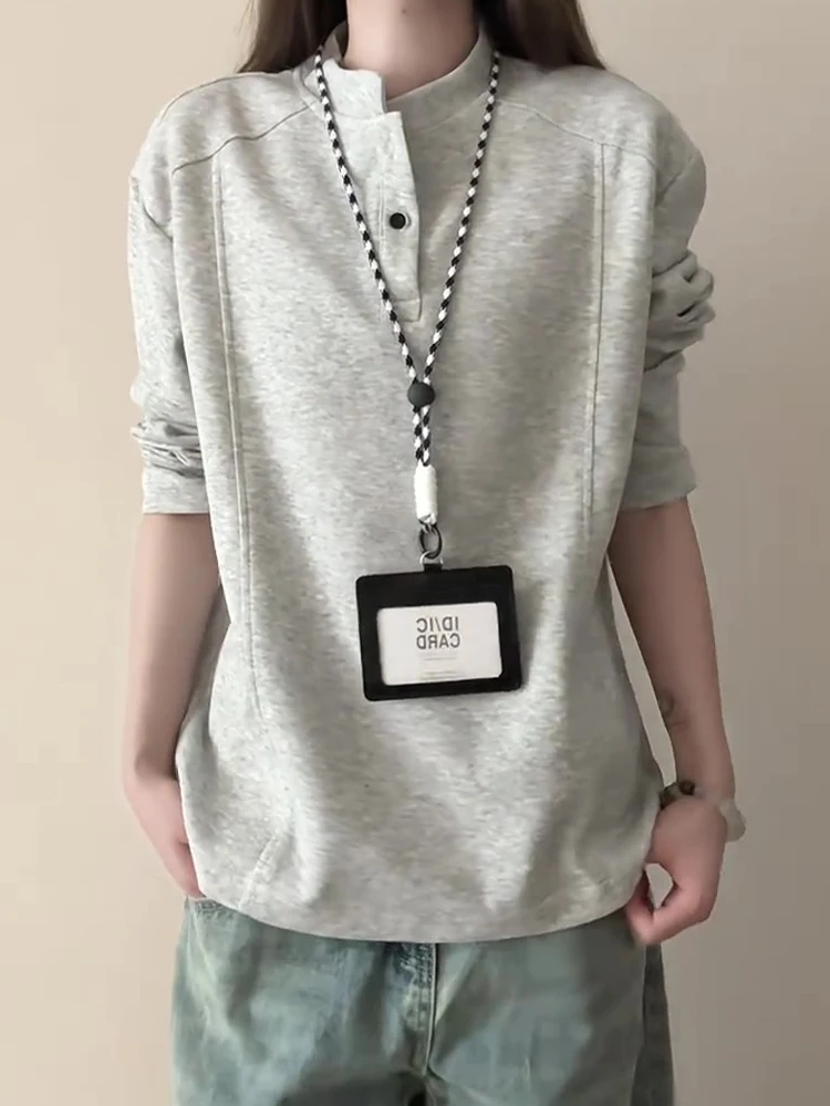 Light Grey American Henry Collar Long Sleeve Sweatshirt Men's Style Cleanfit Jacket Standard Fit Youthwear Autumn Wear
Light Grey American Henry Collar Long Sleeve Sweatshirt Men's Style Cleanfit Jacket Standard Fit Youthwear Autumn Wear