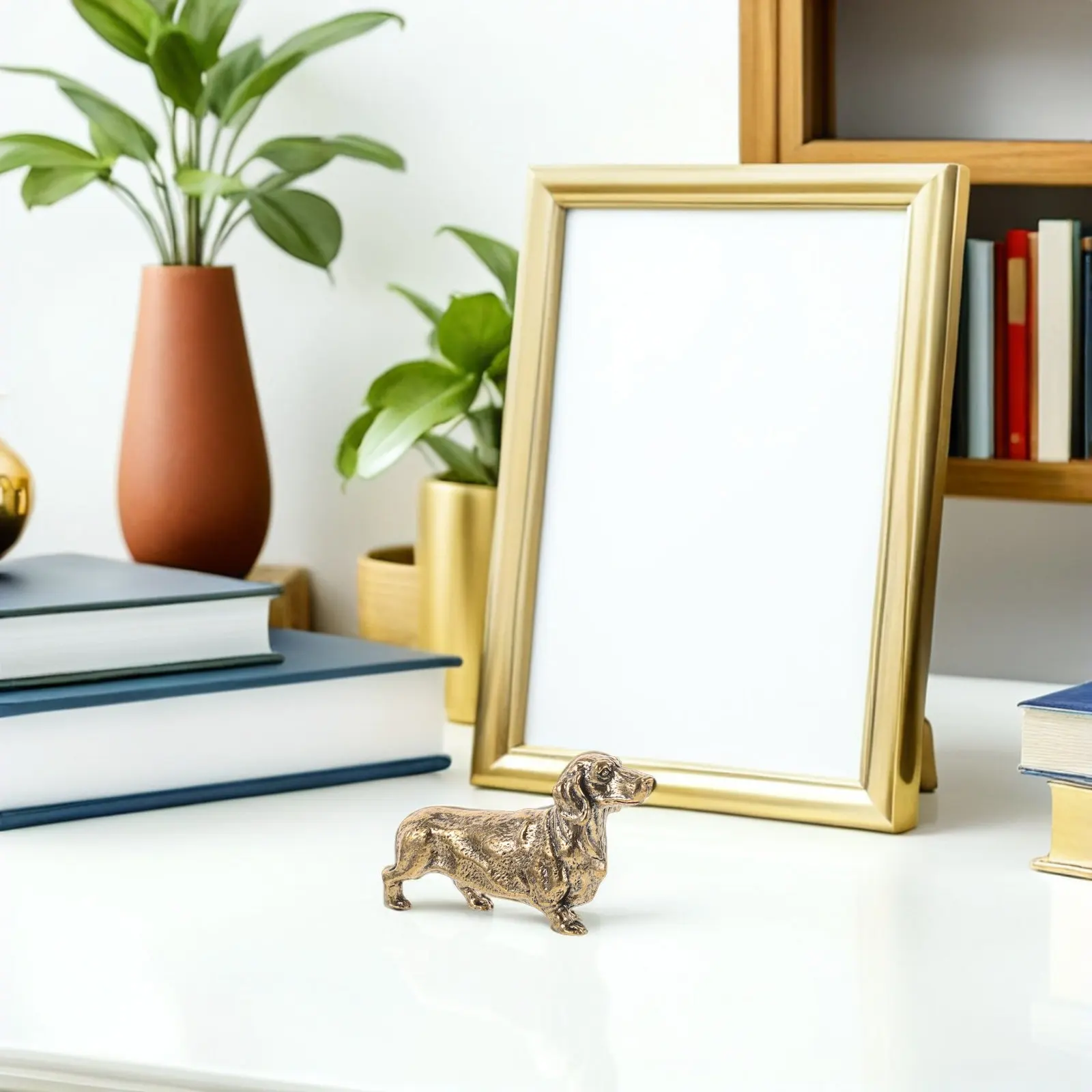 2 шт. латунные миниатюрные статуэтки такс, украшения для дома и офиса, декоративные фигурки маленьких животных
2 шт. латунные миниатюрные статуэтки такс, украшения для дома и офиса, декоративные фигурки маленьких животных