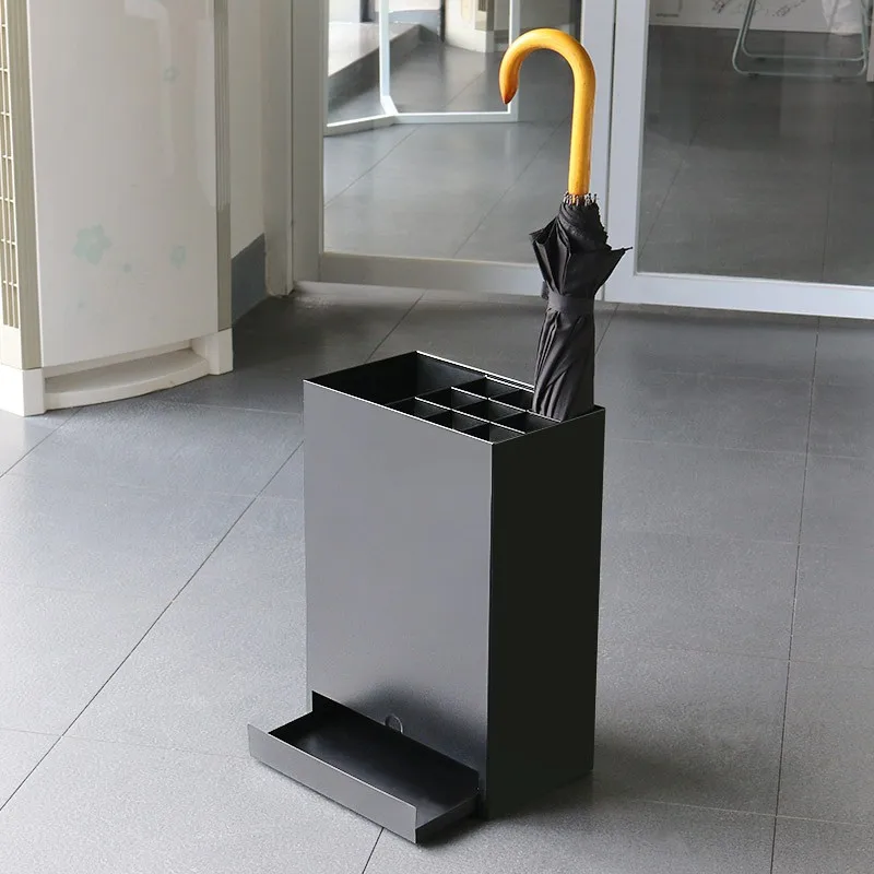 Подставка для зонтов с поддоном для капель, современная металлическая подставка для зонтов, компактный держатель для зонтов для гостиной, аксессуар для зонтов
Подставка для зонтов с поддоном для капель, современная металлическая подставка для зонтов, компактный держатель для зонтов для гостиной, аксессуар для зонтов