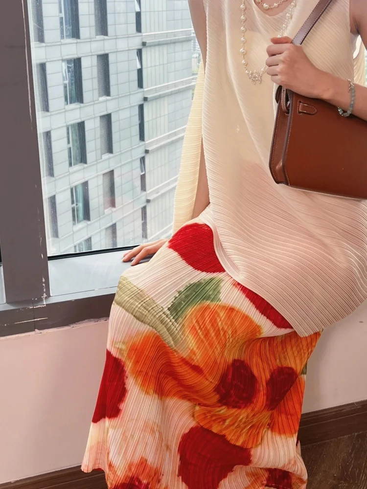 Летняя тонкая юбка из ледяного шелка для женщин, свободная, с цветочным принтом, плиссированная, для пляжного отдыха, с завышенной талией, миди, из полиэфирного волокна
Летняя тонкая юбка из ледяного шелка для женщин, свободная, с цветочным принтом, плиссированная, для пляжного отдыха, с завышенной талией, миди, из полиэфирного волокна