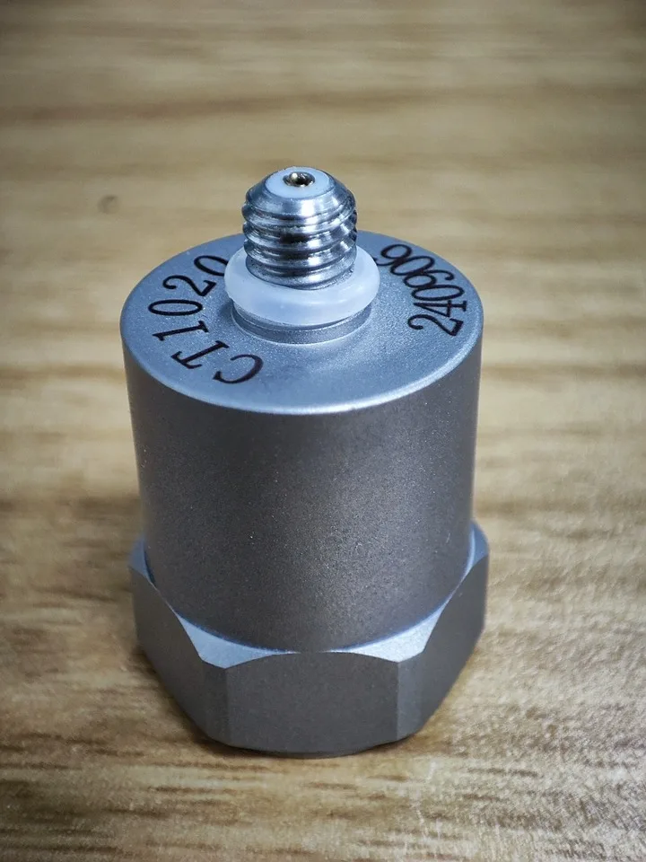 CT1010L/LC Universal ICP/IEPE Vibration Accelerometer Vibration 100 MV/g (50g)
CT1010L/LC Universal ICP/IEPE Vibration Accelerometer Vibration 100 MV/g (50g)