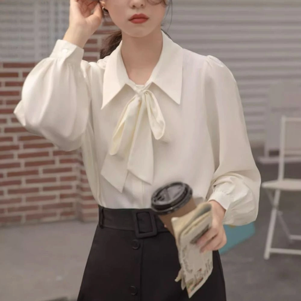 Fashion Flip collar Flare Sleeve Shirts French Style Loose Lace-up Bowknot Blouse Ins Style Overshirts Shirts Women Girl
Fashion Flip collar Flare Sleeve Shirts French Style Loose Lace-up Bowknot Blouse Ins Style Overshirts Shirts Women Girl