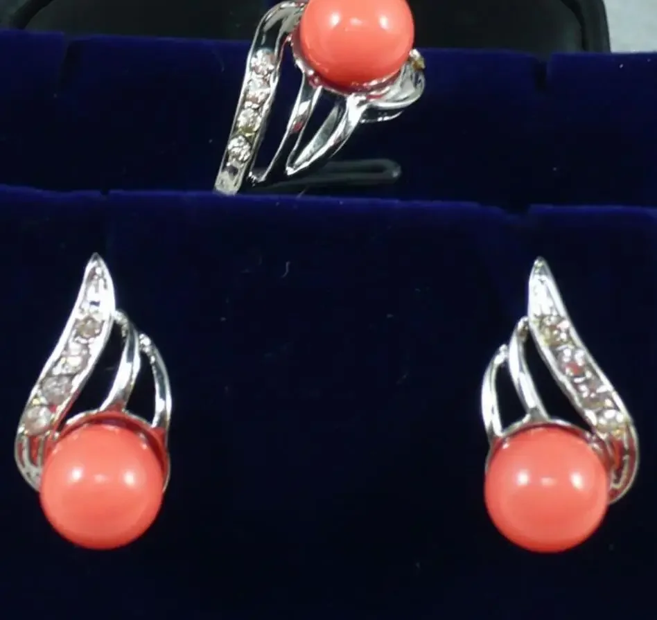 10mm coral pink Nanhai shell pearl metal silver plated Earring Ring Set AAA
10mm coral pink Nanhai shell pearl metal silver plated Earring Ring Set AAA