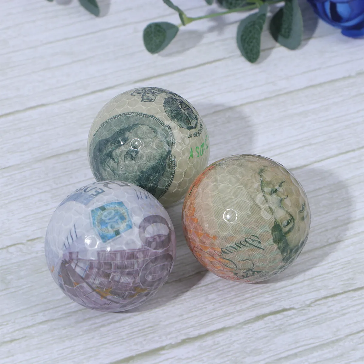3Pcs Golf Training Balls Lightweight 2-Layer Construction Long Distance Practice Ball for Beginners Indoor Outdoor
3Pcs Golf Training Balls Lightweight 2-Layer Construction Long Distance Practice Ball for Beginners Indoor Outdoor