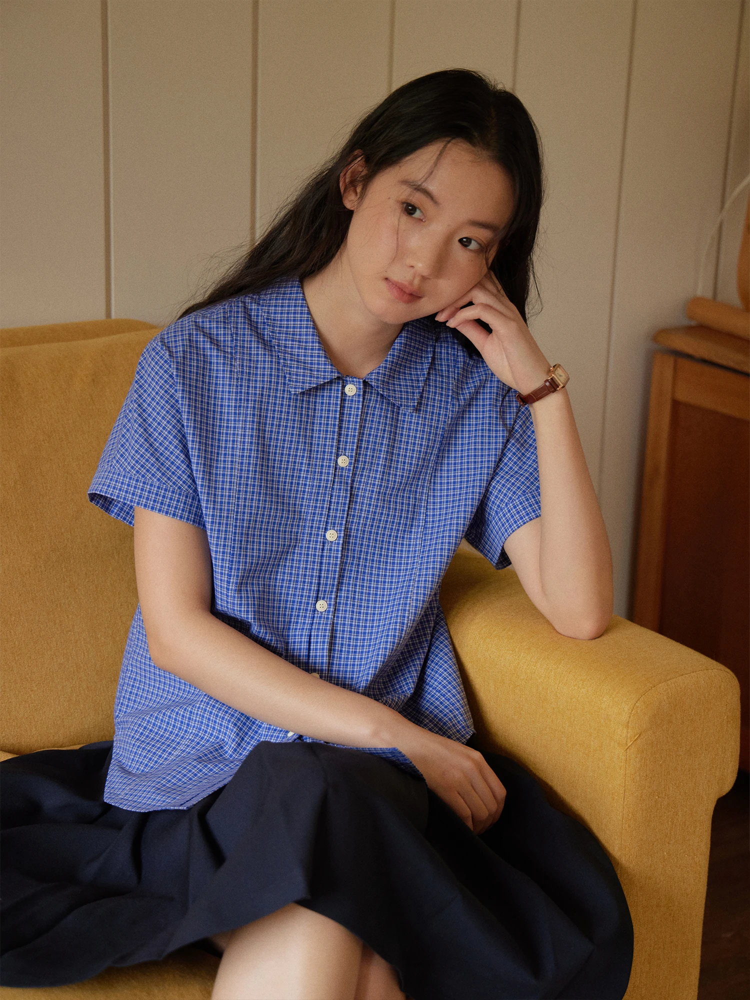 Женская летняя рубашка Sullenger Retro Miu синяя в клетку, с коротким рукавом, свободного кроя, из чистого хлопка, дышащая, модный топ 2026
Женская летняя рубашка Sullenger Retro Miu синяя в клетку, с коротким рукавом, свободного кроя, из чистого хлопка, дышащая, модный топ 2026