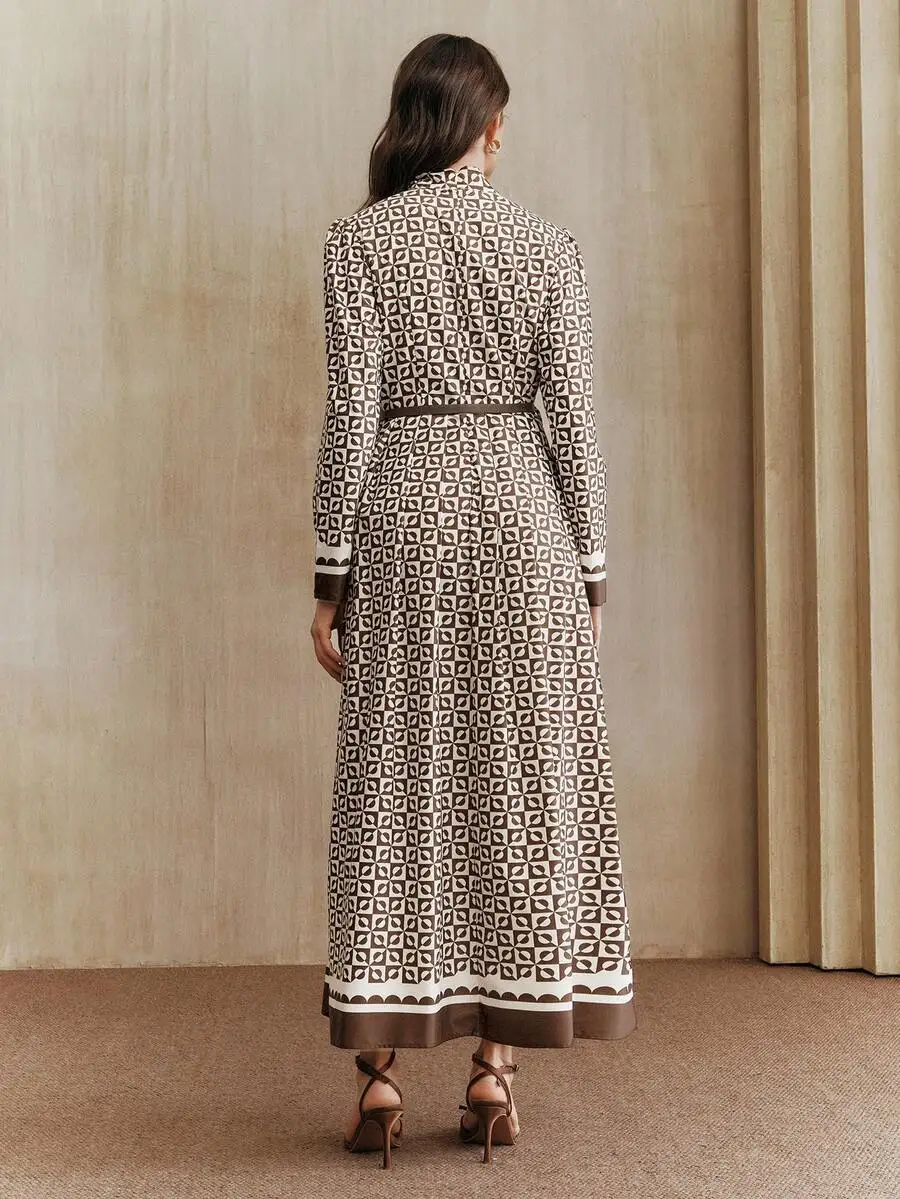 Vintage Retro Geometric Print Long Sleeve Pleated Maxi Dress With Bow Tie Collar For Women
Vintage Retro Geometric Print Long Sleeve Pleated Maxi Dress With Bow Tie Collar For Women