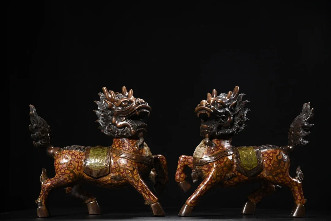 13"Tibetan Temple Collection Old Bronze Cloisonne Enamel Kirin Statue Gate God door-god A Pair Gather fortune Town house
13"Tibetan Temple Collection Old Bronze Cloisonne Enamel Kirin Statue Gate God door-god A Pair Gather fortune Town house