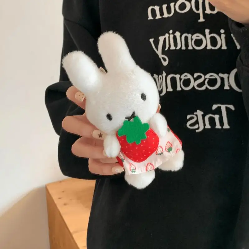Miffy Plush Toy Kawayii Holding Strawberry Plush Pendant Car Keychain Ins Korean Cartoon Anime Couple Friend Birthday Gift
Miffy Plush Toy Kawayii Holding Strawberry Plush Pendant Car Keychain Ins Korean Cartoon Anime Couple Friend Birthday Gift 