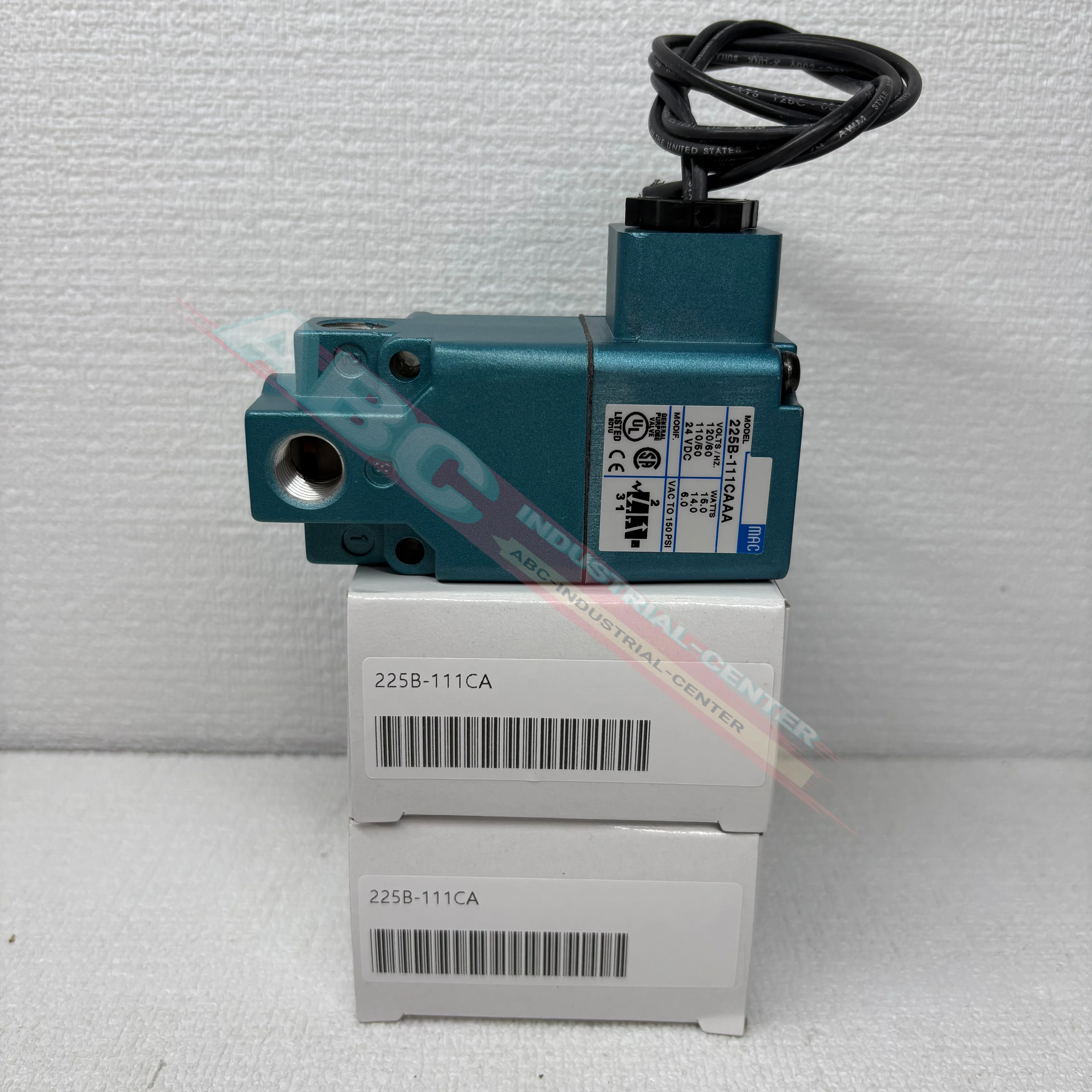 Solenoid valve 225B-111CA 225B-111CAAA new in box
Solenoid valve 225B-111CA 225B-111CAAA new in box