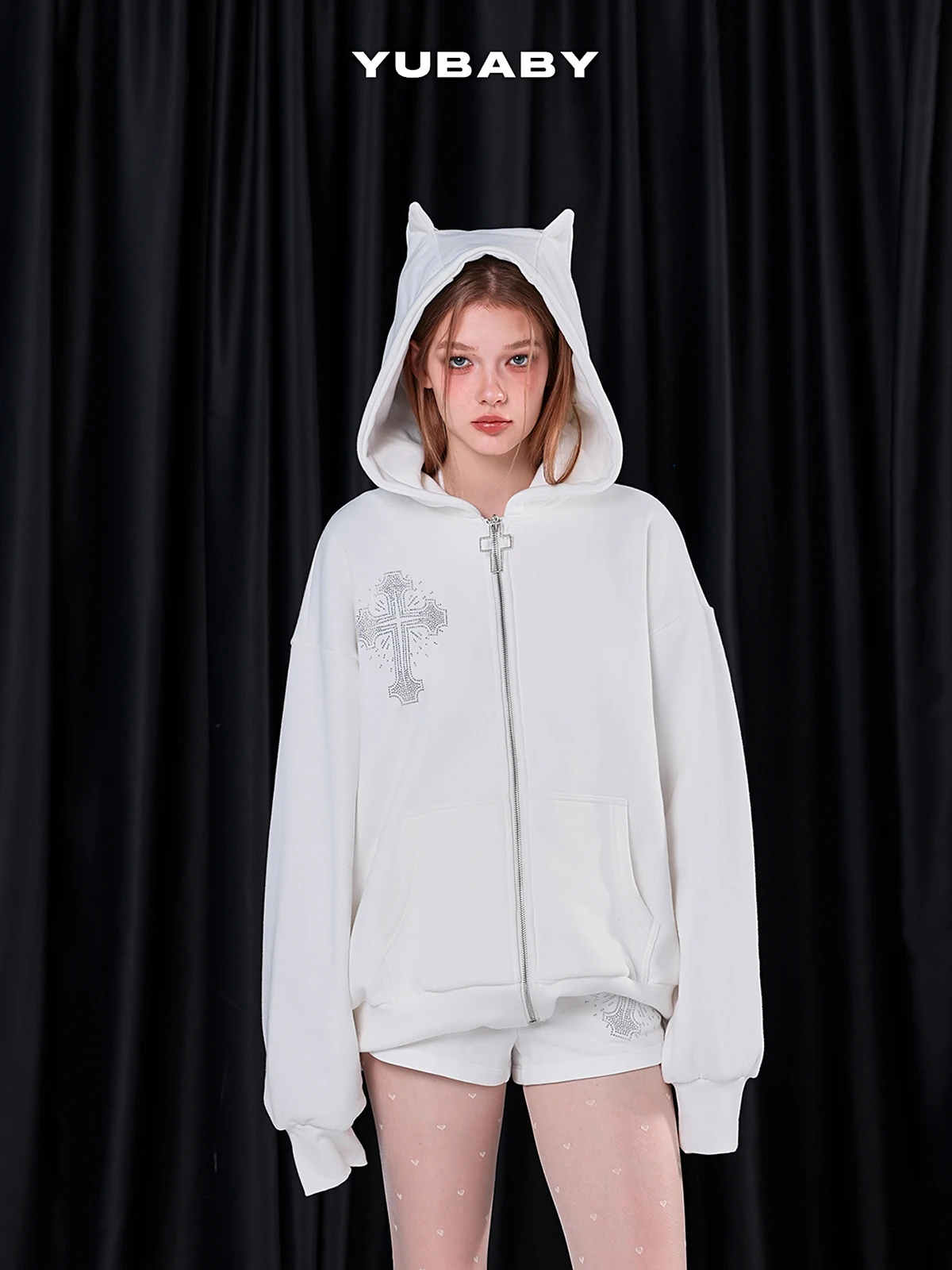 YUBABY Fleece Lined Zipper Hoodie Demon Ears Cross Pattern Loose Fit Sweatshirt Outerwear Black White Cotton Polyester Blend
YUBABY Fleece Lined Zipper Hoodie Demon Ears Cross Pattern Loose Fit Sweatshirt Outerwear Black White Cotton Polyester Blend