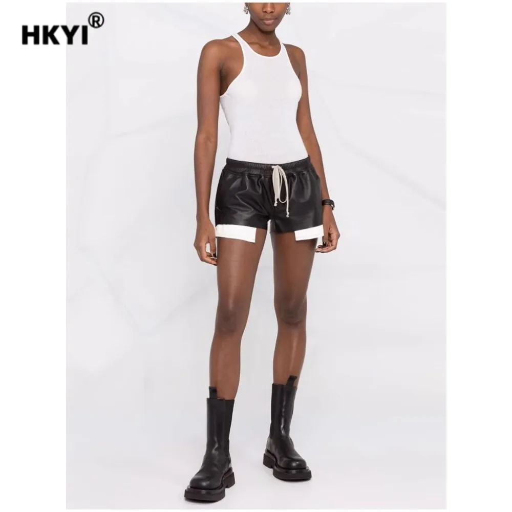 HKYI Women's High Waist PU Leather Four Corner Leakage Pocket Shorts Short Four Corner Short Leather Pants shorts
HKYI Women's High Waist PU Leather Four Corner Leakage Pocket Shorts Short Four Corner Short Leather Pants shorts