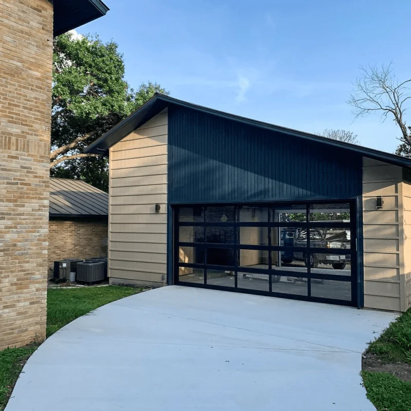 High Strength Aluminum Frame Tempered Glass Large Panel Garage Door Affordable Household Luxurious Safe Intelligent Garage Doors
High Strength Aluminum Frame Tempered Glass Large Panel Garage Door Affordable Household Luxurious Safe Intelligent Garage Doors