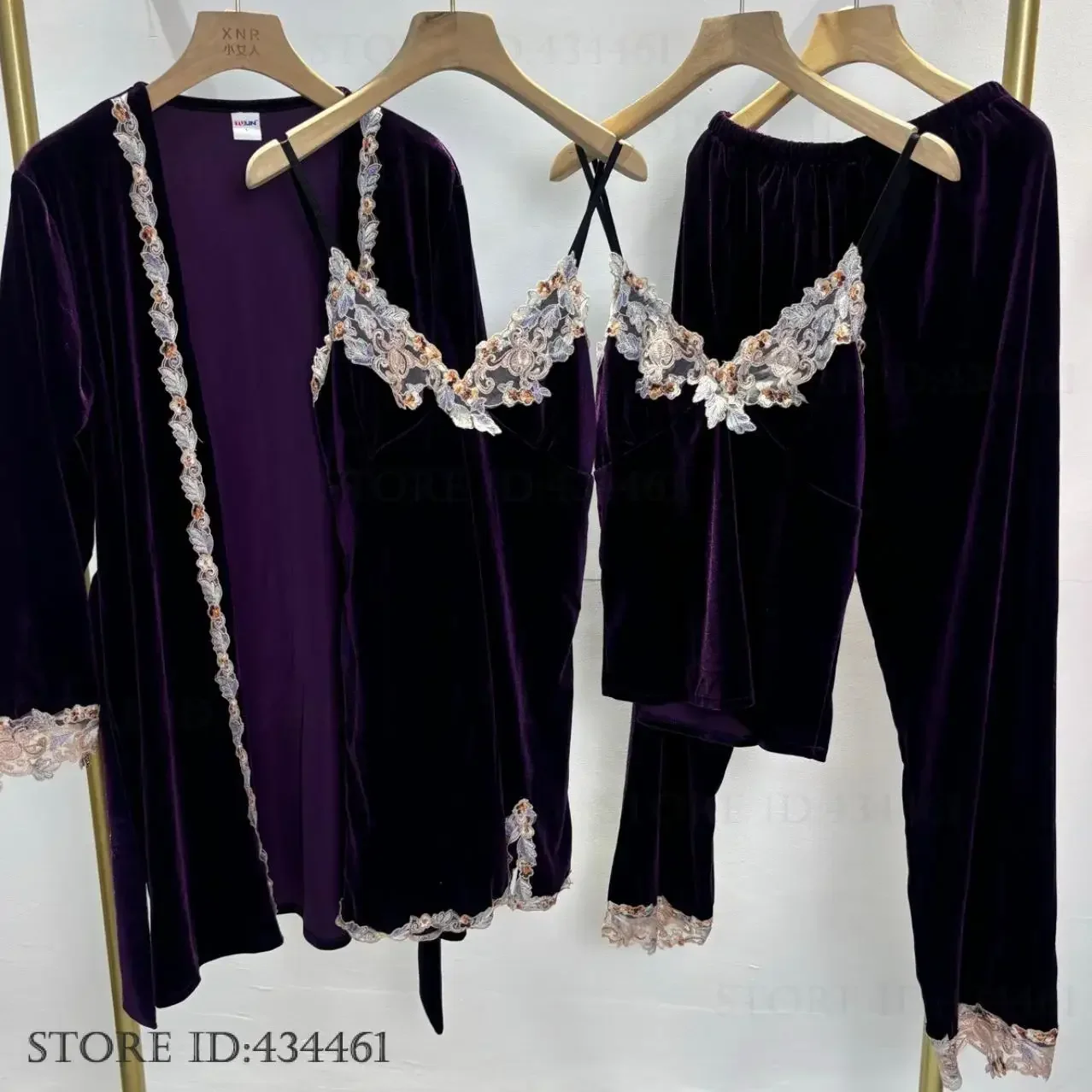 Сексуальный кружевной пижамный комплект с вышивкой из 4 предметов, новая женская бархатная одежда для сна, банный халат, ночная рубашка, пижамный костюм, осенне-зимняя домашняя одежда, пижама
Сексуальный кружевной пижамный комплект с вышивкой из 4 предметов, новая женская бархатная одежда для сна, банный халат, ночная рубашка, пижамный костюм, осенне-зимняя домашняя одежда, пижама