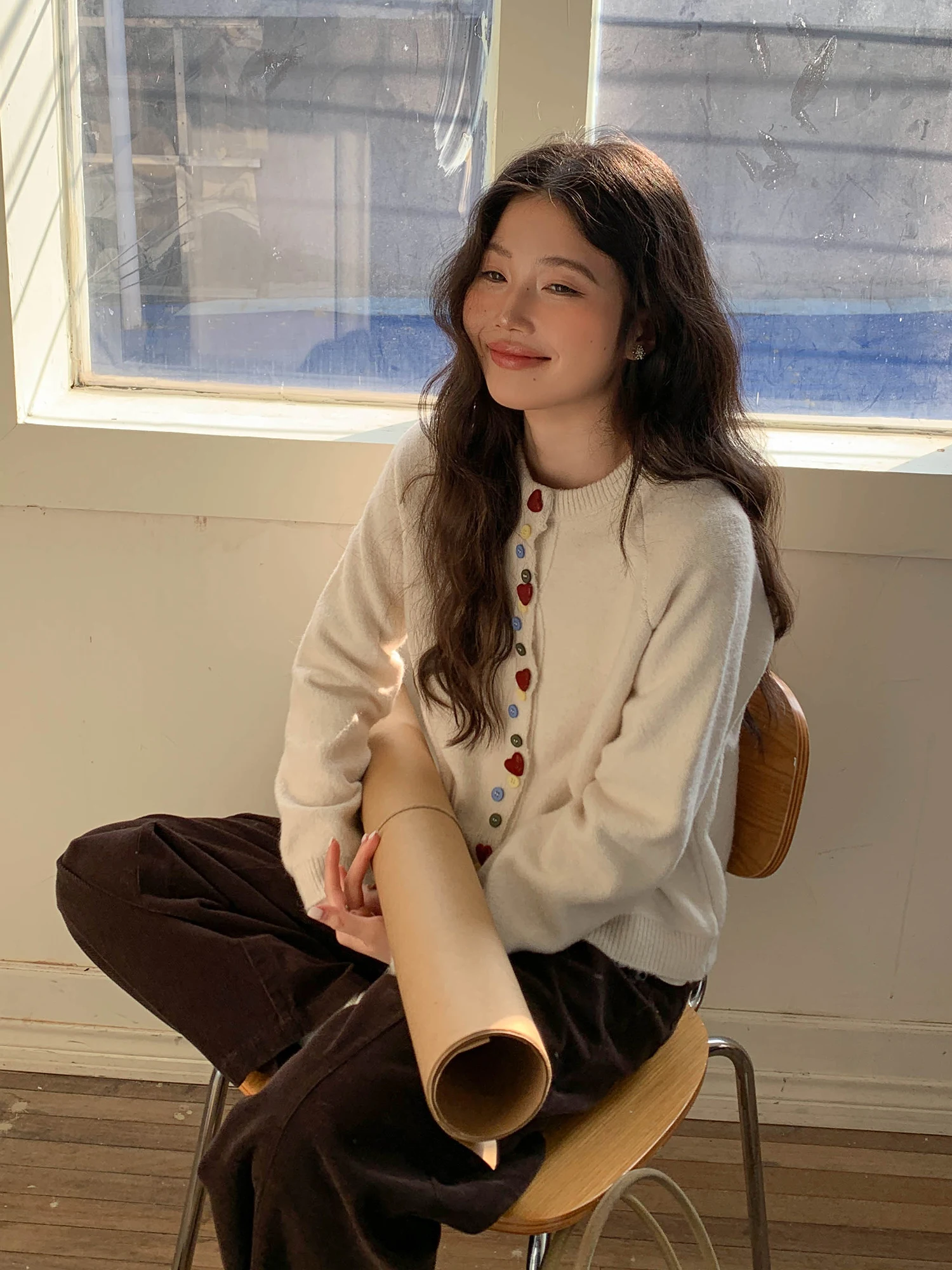 Women's Knitted Button-Up Sweater Coat Soft Loose Fit Long Sve Winter Outerwear Beige Korean Sle Casual Wear
Women's Knitted Button-Up Sweater Coat Soft Loose Fit Long Sve Winter Outerwear Beige Korean Sle Casual Wear